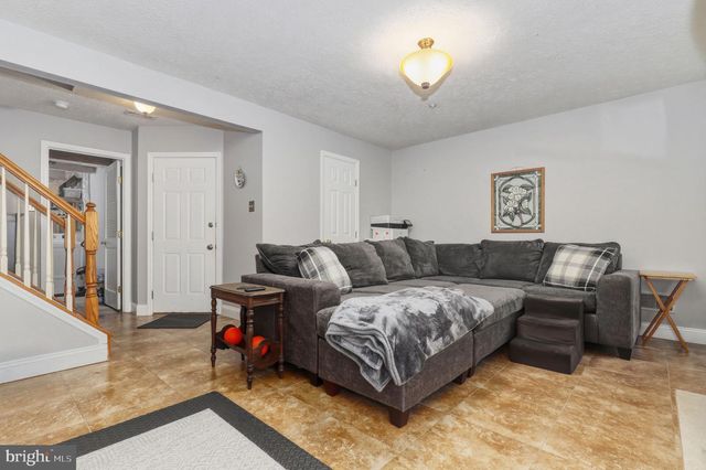 18639 CLOVERCREST CIR, Olney, MD 20832