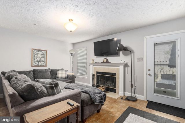 18639 CLOVERCREST CIR, Olney, MD 20832