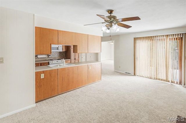 2339 Chadwick Drive, Alton, IL 62002