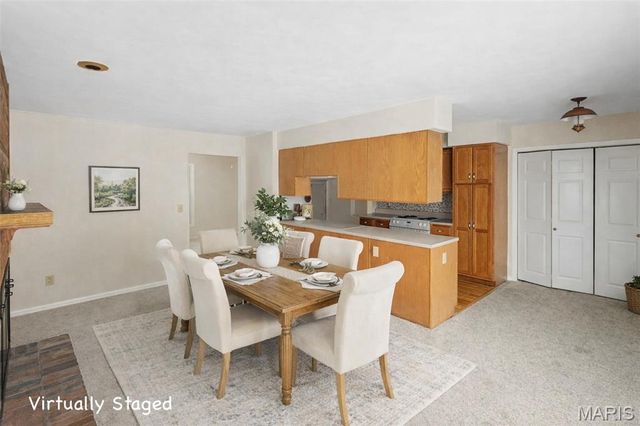 2339 Chadwick Drive, Alton, IL 62002