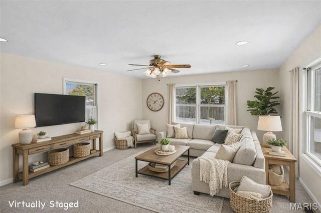 2339 Chadwick Drive, Alton, IL 62002