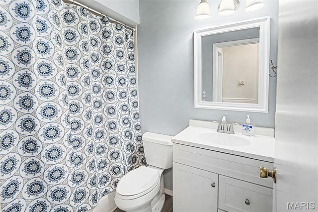 2339 Chadwick Drive, Alton, IL 62002