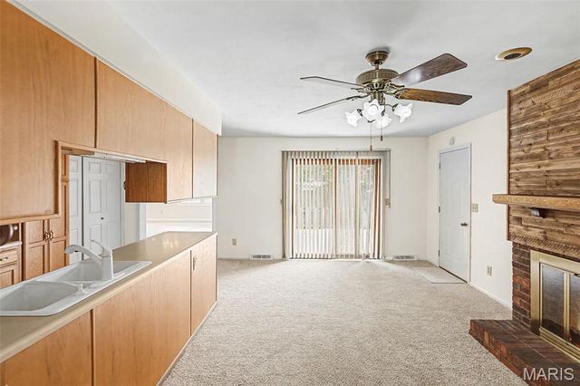 2339 Chadwick Drive, Alton, IL 62002