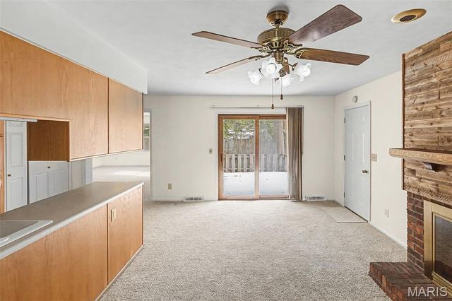 2339 Chadwick Drive, Alton, IL 62002