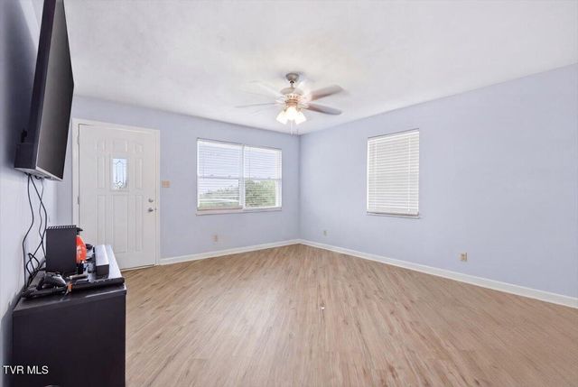 1698 Elgin Drive, Morristown, TN 37814