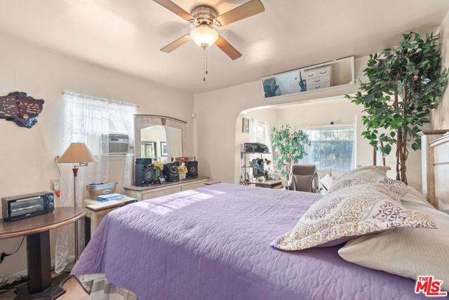 1110 E 107th Street, Los Angeles, CA 90002