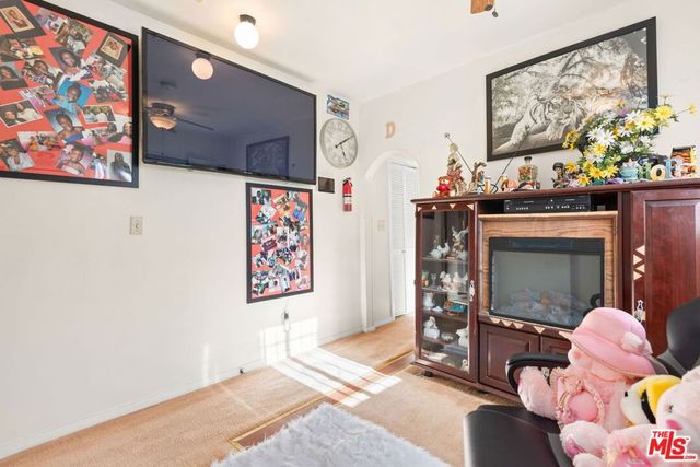 1110 E 107th Street, Los Angeles, CA 90002