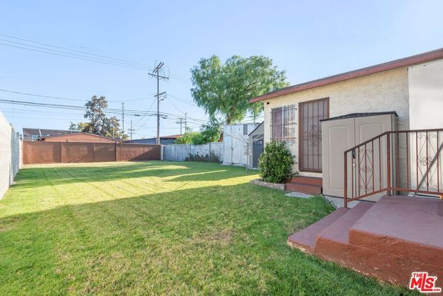 1110 E 107th Street, Los Angeles, CA 90002