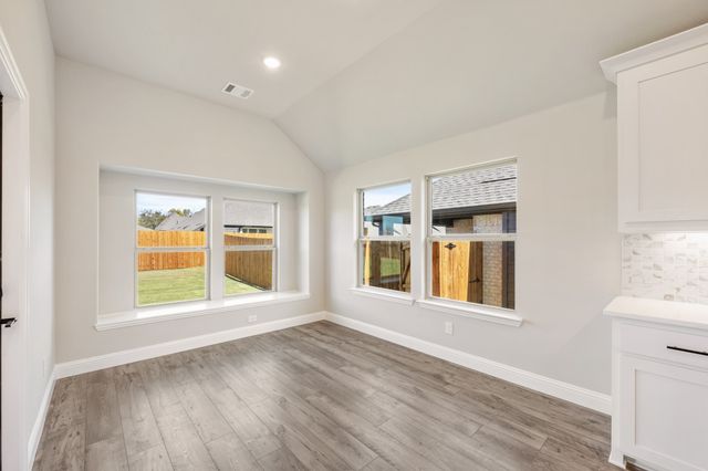 1284 Emily Drive, Trenton, TX 75490