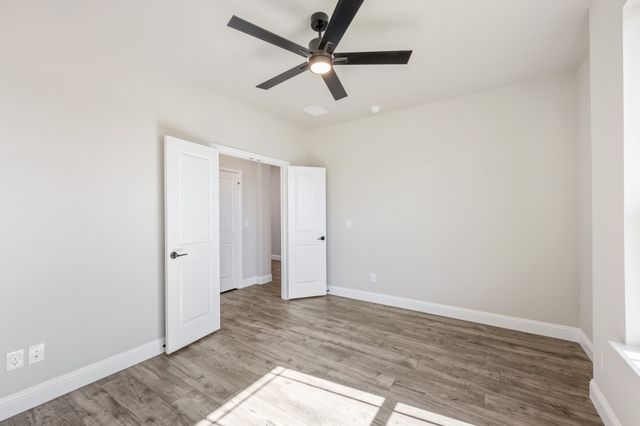 1284 Emily Drive, Trenton, TX 75490