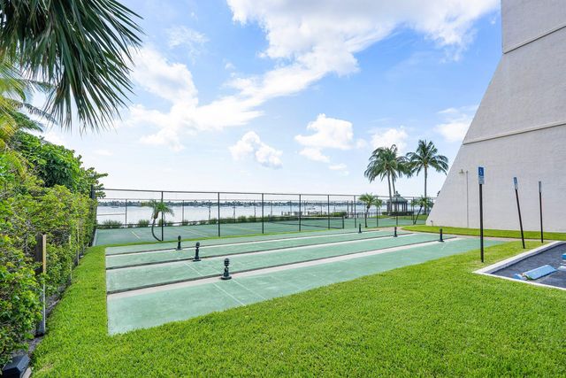 5200 N Flagler Drive 1406, West Palm Beach, FL 33407