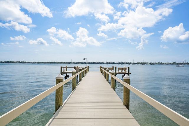 5200 N Flagler Drive 1406, West Palm Beach, FL 33407