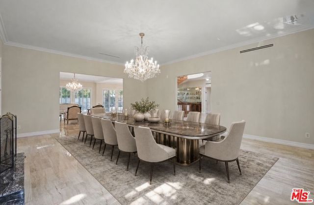 5545 Aura Avenue, Tarzana (los Angeles), CA 91356