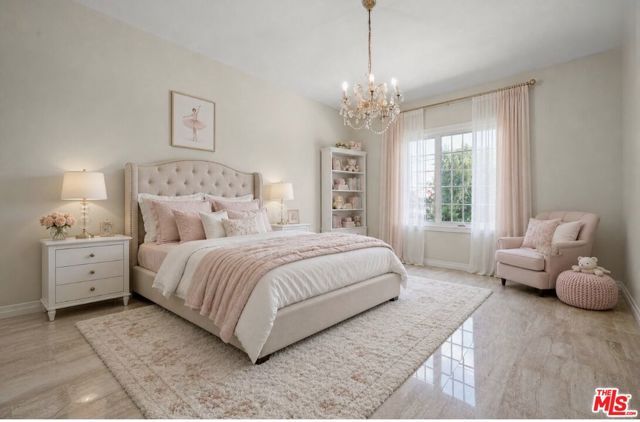 5545 Aura Avenue, Tarzana (los Angeles), CA 91356