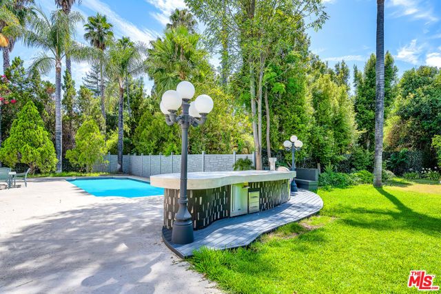 5545 Aura Avenue, Tarzana (los Angeles), CA 91356