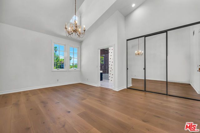 5545 Aura Avenue, Tarzana (los Angeles), CA 91356