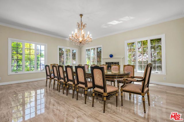 5545 Aura Avenue, Tarzana (los Angeles), CA 91356