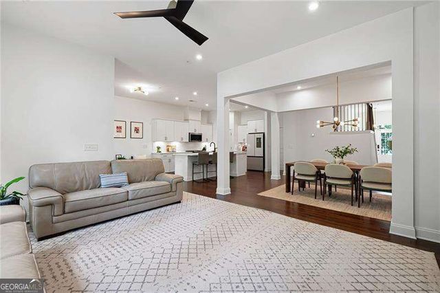 203 Holden Way, Woodstock, GA 30189