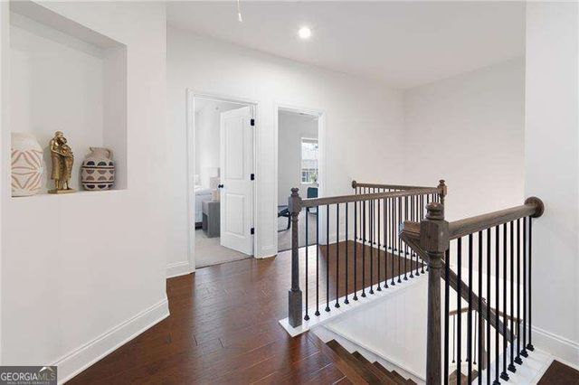 203 Holden Way, Woodstock, GA 30189
