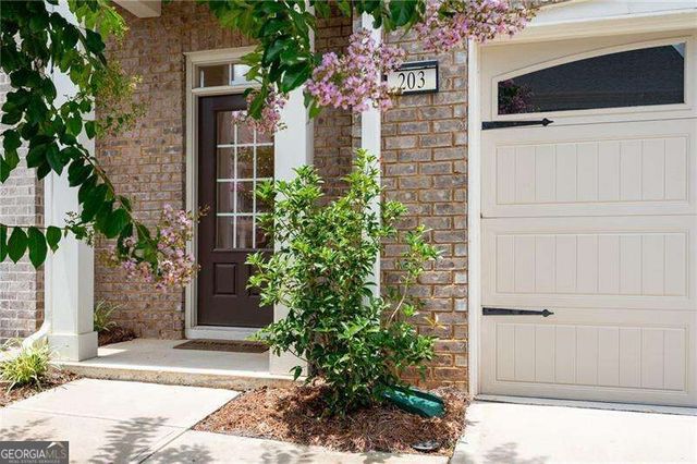 203 Holden Way, Woodstock, GA 30189