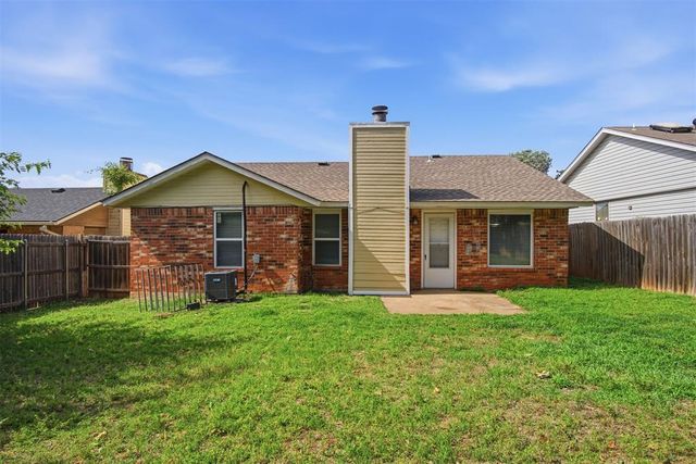 8704 Cedar Ridge Drive, Midwest City, OK 73110