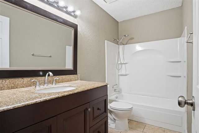 8704 Cedar Ridge Drive, Midwest City, OK 73110