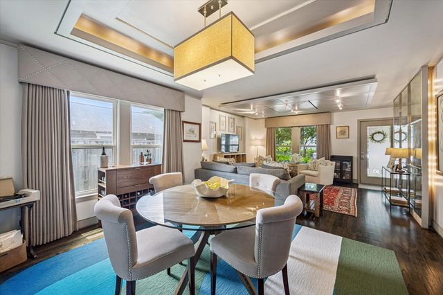 230 E 25th Street, Houston, TX 77008