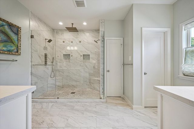 230 E 25th Street, Houston, TX 77008