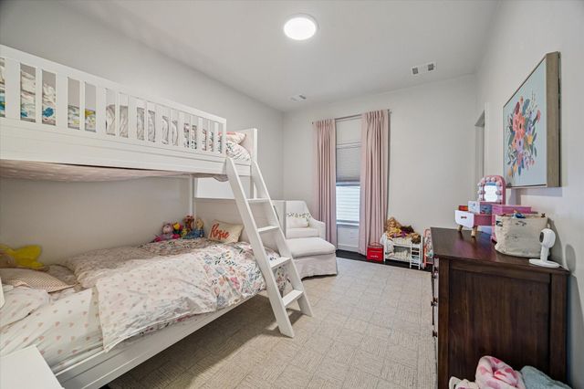 230 E 25th Street, Houston, TX 77008