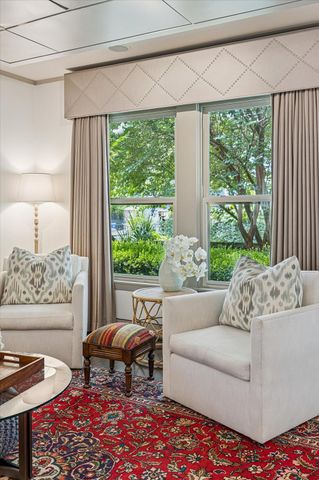 230 E 25th Street, Houston, TX 77008