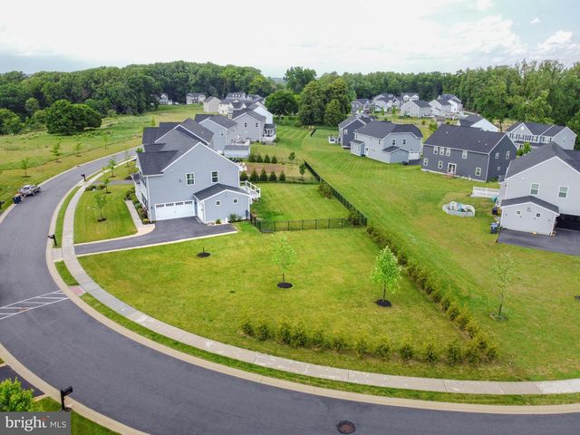 106 CARDINAL CT, Avondale, PA 19311