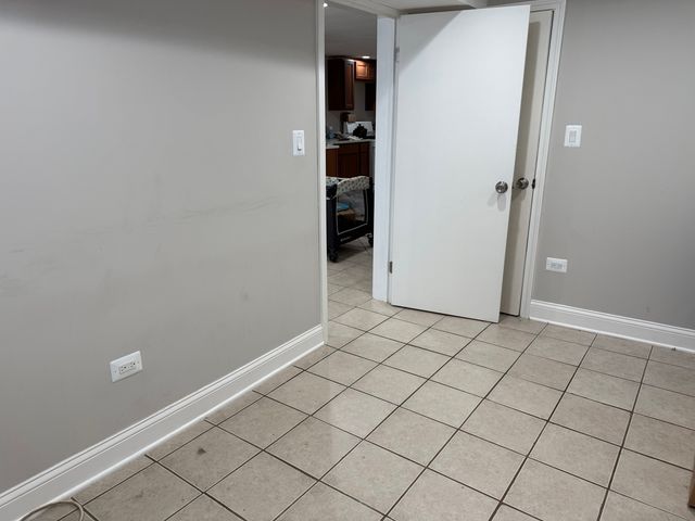 4948 S Winchester Avenue G, Chicago, IL 60609