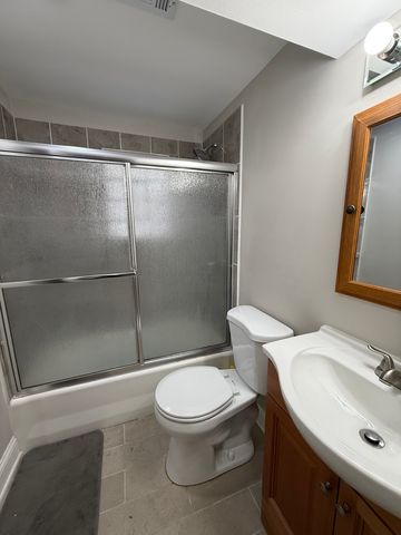 4948 S Winchester Avenue G, Chicago, IL 60609