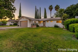 896 W Holland Avenue, Clovis, CA 93612