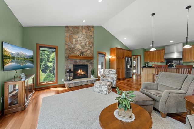 2095 250th Street, Saint Croix Falls, WI 54024
