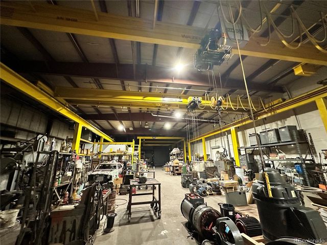 881 E 57th Avenue, Denver, CO 80216