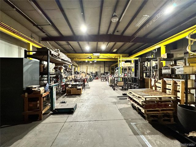 881 E 57th Avenue, Denver, CO 80216