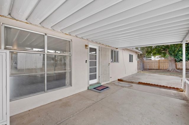 11525 Mahlon Avenue NE, Albuquerque, NM 87112