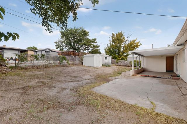 11525 Mahlon Avenue NE, Albuquerque, NM 87112