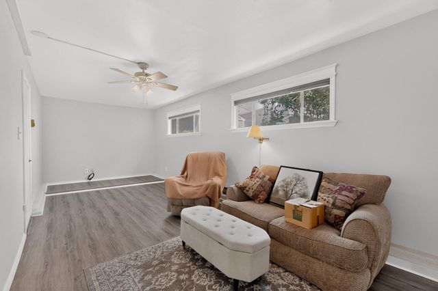 11525 Mahlon Avenue NE, Albuquerque, NM 87112