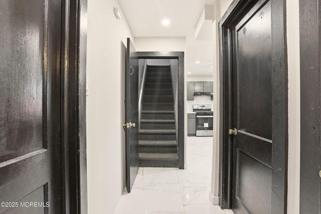 22 Oak Ridge Parkway, Toms River, NJ 08755