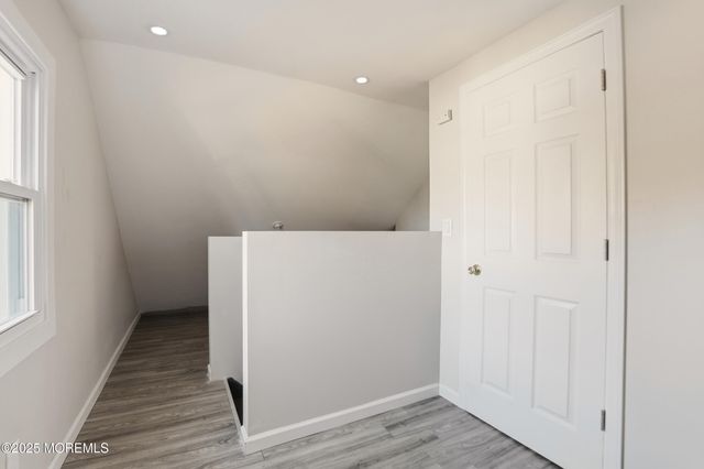 22 Oak Ridge Parkway, Toms River, NJ 08755