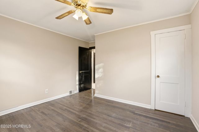 22 Oak Ridge Parkway, Toms River, NJ 08755