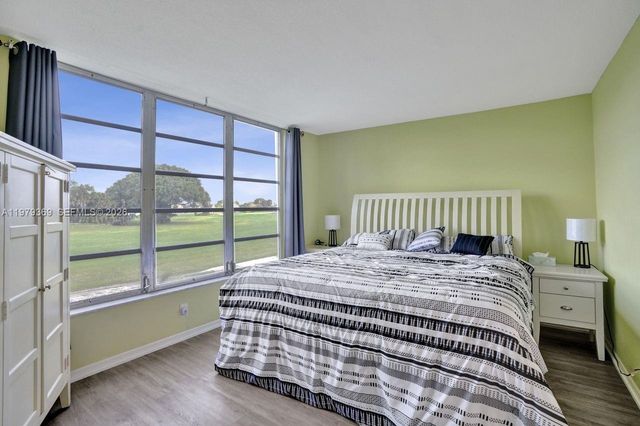 2651 S Course Drive 203, Pompano Beach, FL 33069