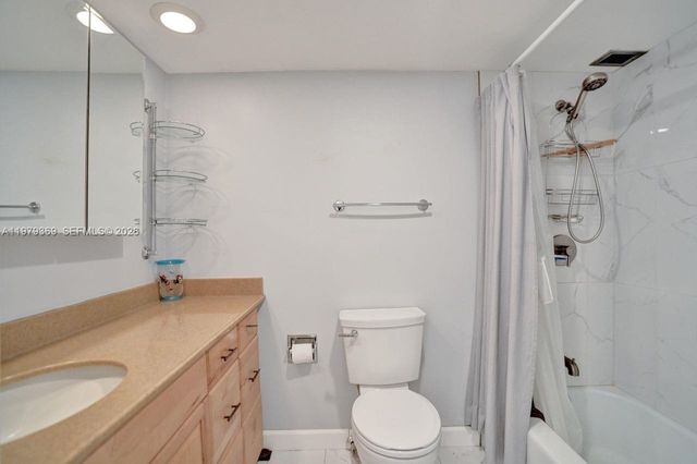 2651 S Course Drive 203, Pompano Beach, FL 33069