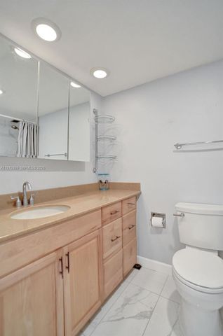 2651 S Course Drive 203, Pompano Beach, FL 33069