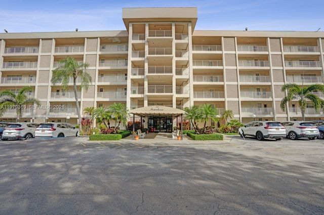 2651 S Course Drive 203, Pompano Beach, FL 33069