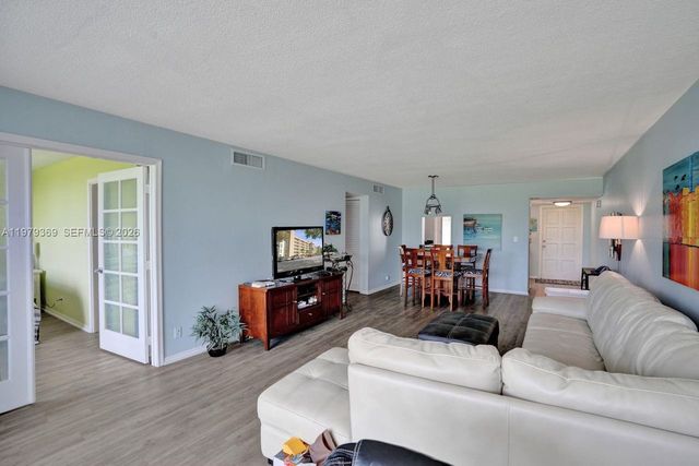 2651 S Course Drive 203, Pompano Beach, FL 33069