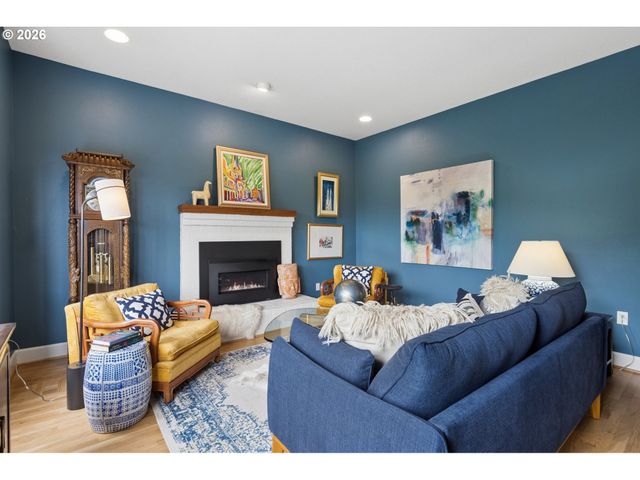 12530 Sw 58TH Ave, Portland, OR 97219