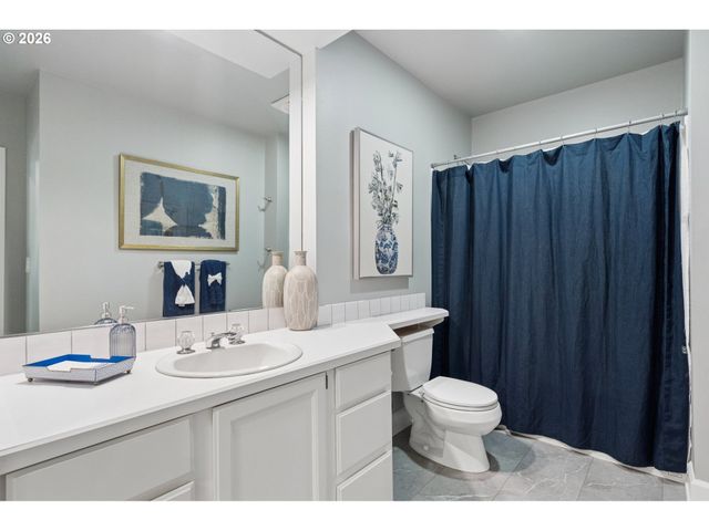 12530 Sw 58TH Ave, Portland, OR 97219
